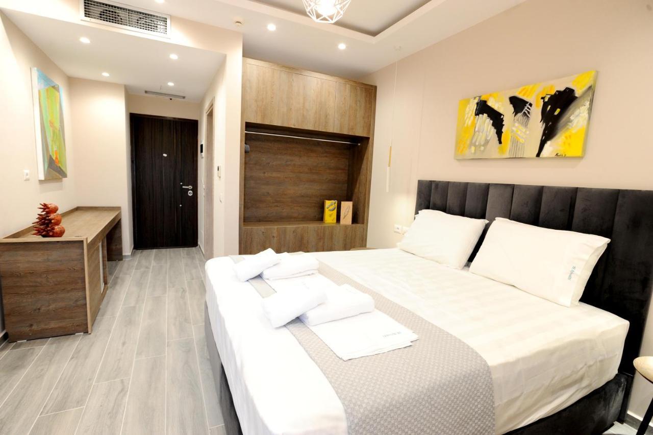 Afrodite Suites Sarandë エクステリア 写真