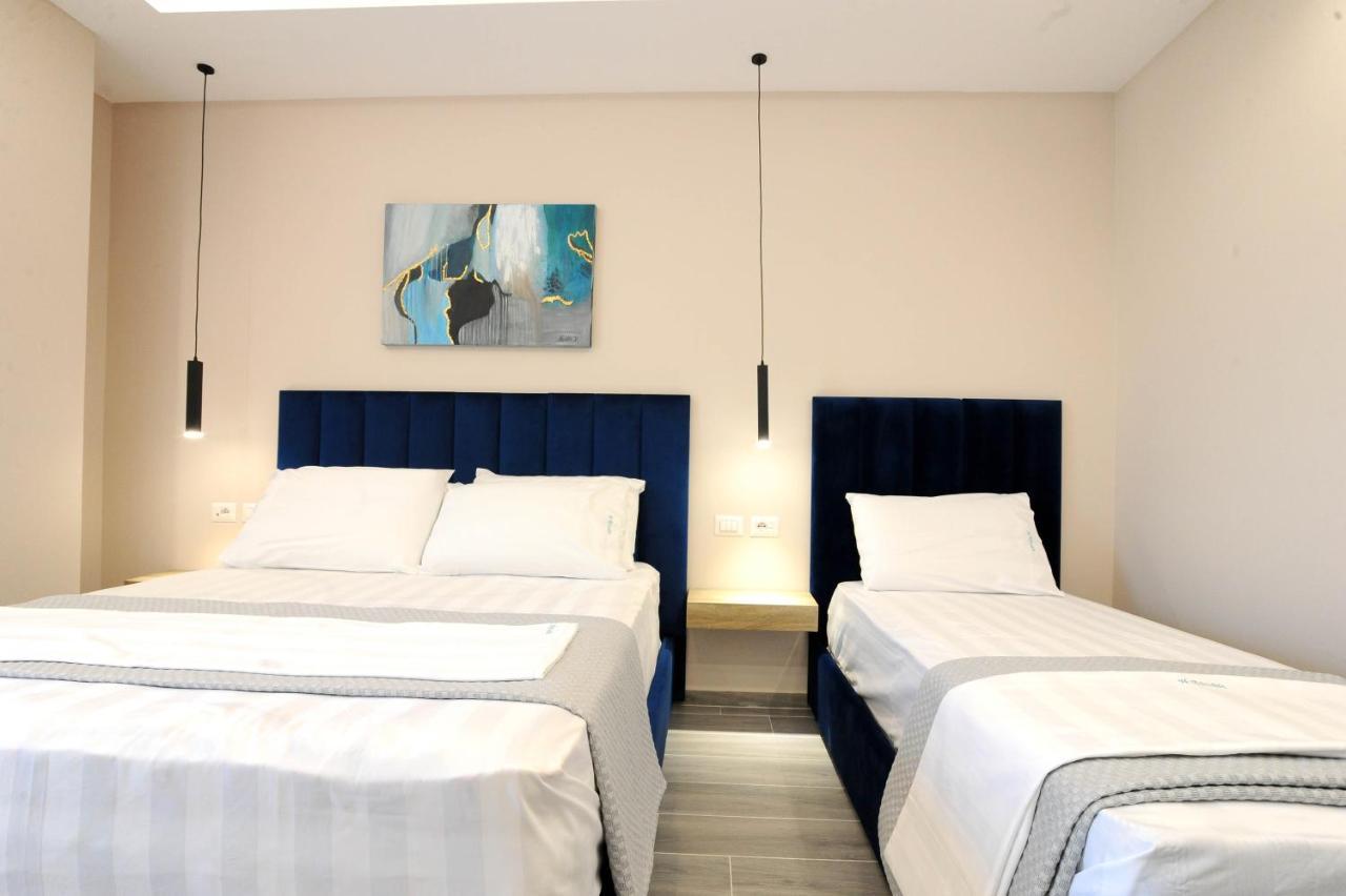 Afrodite Suites Sarandë エクステリア 写真